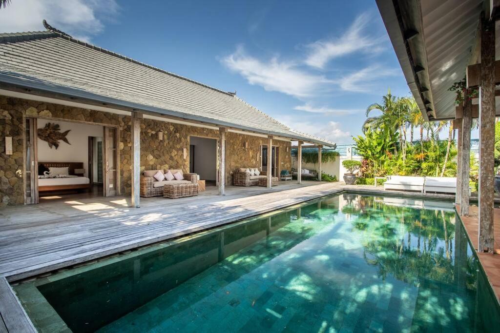 Yang Tao 2, Quiet Heart Of Villa