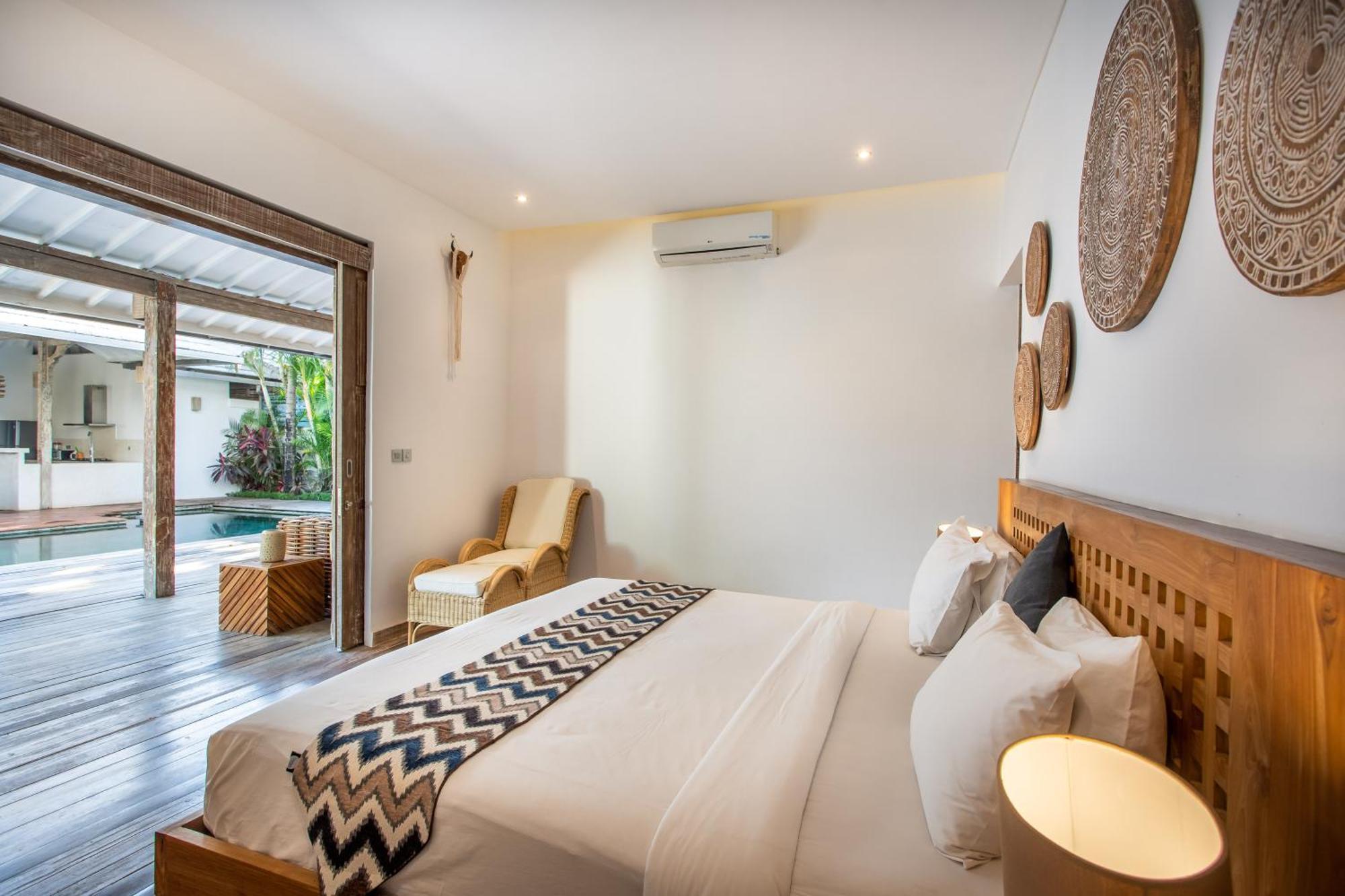 Yang Tao 2, Quiet Heart Of Villa